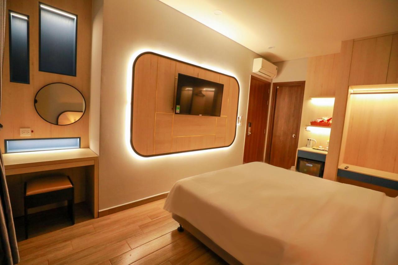 The Sol House Hotel Phu Quoc Exterior photo