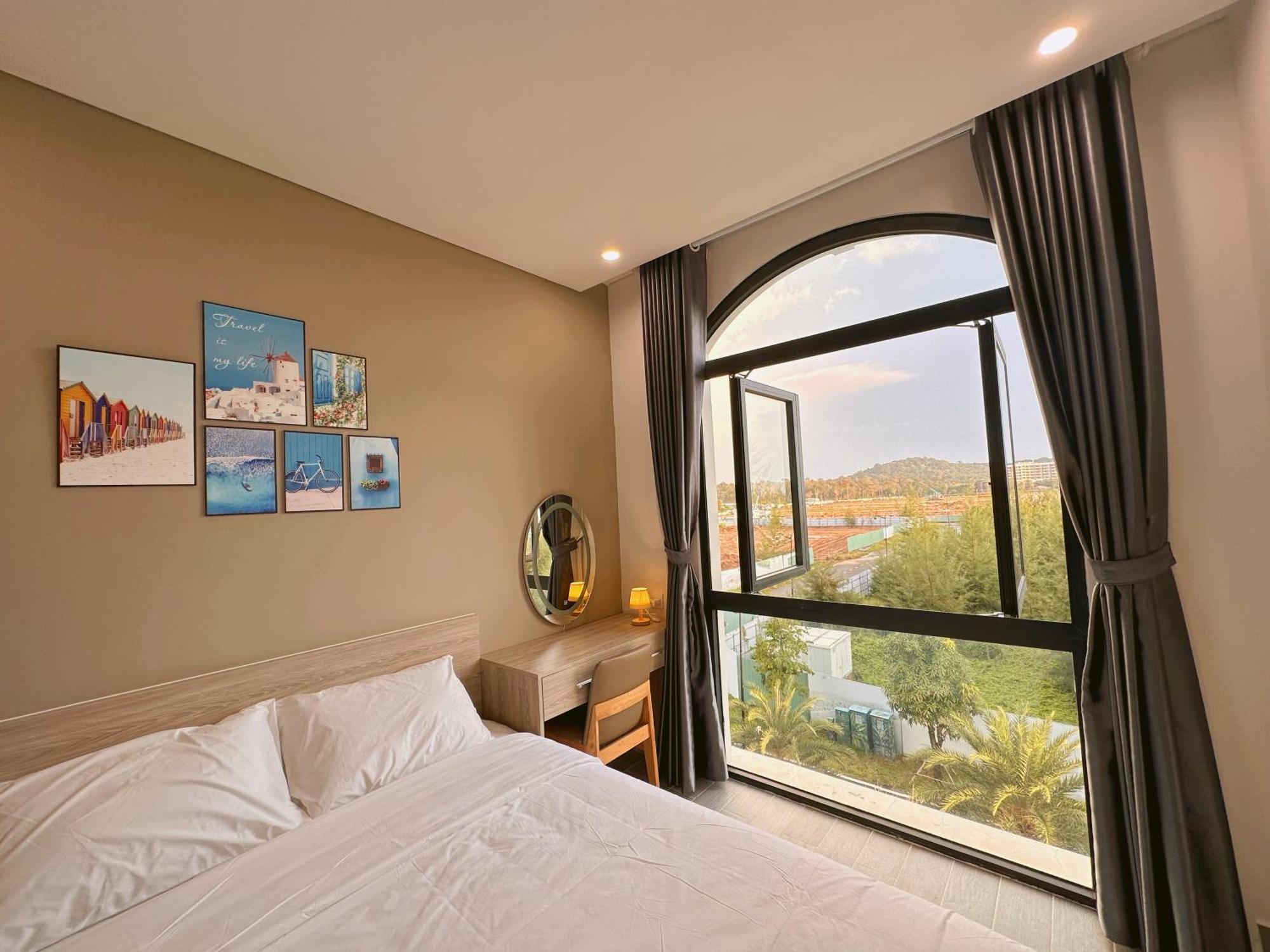 The Sol House Hotel Phu Quoc Exterior photo