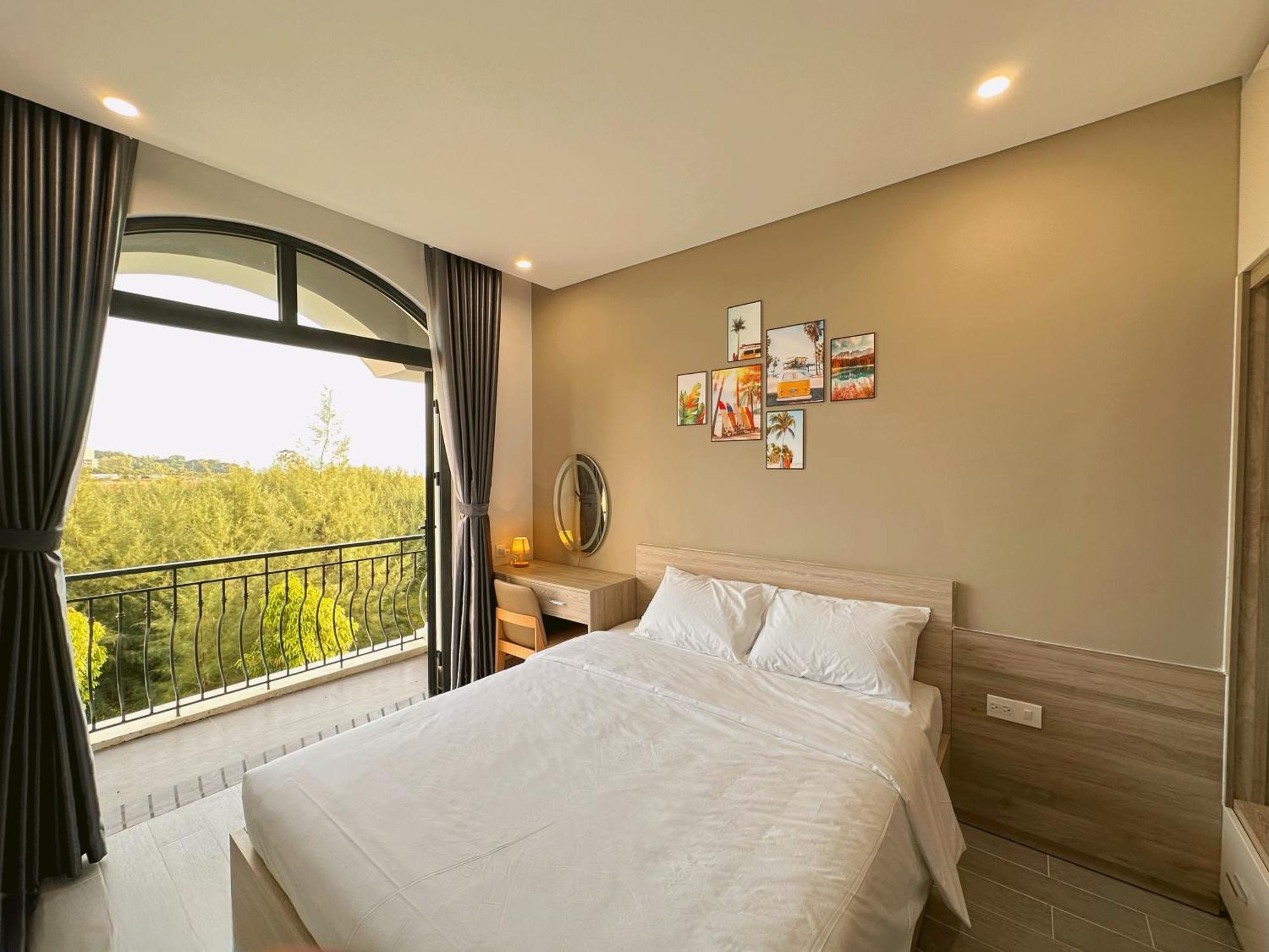 The Sol House Hotel Phu Quoc Exterior photo